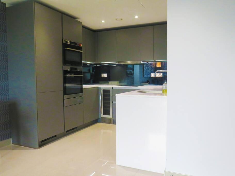 Club White London Bridge One Bedroom Apartment Buitenkant foto